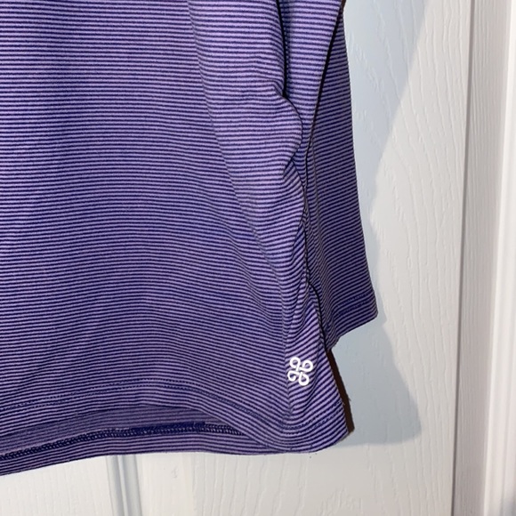 3/$30 Shambhala Workout Top - Picture 9 of 10